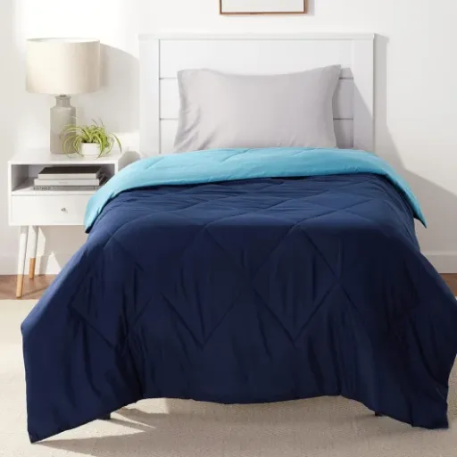Test Amazon Basics réversible microfibre Doudou 135x200 : la couette légère qui fait le job sans chichi