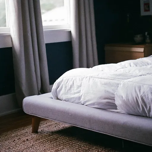 Lit bureau : comment choisir un couchage intelligent pour gagner de l’espace