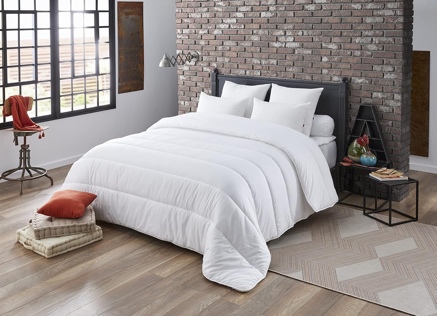 Couette Tempérée Anti-acariens 240x260 - pour lit 2 Personnes - Couette Niagara - Douce et Confortable - Fabriqué en France - Lavable en Machine à 40°c