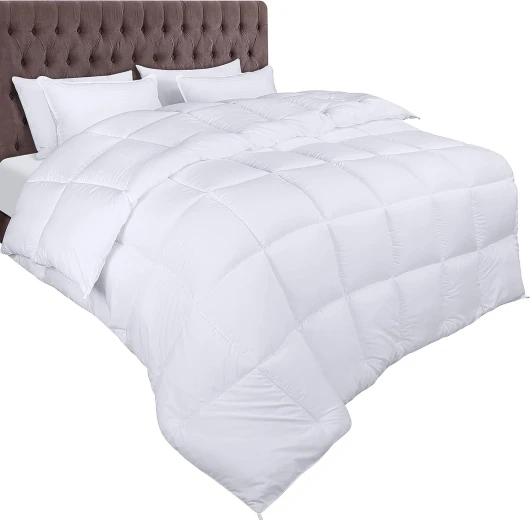 Couette 220x240 cm, Couette Chaud 370 GSM, pour lit 2 Personne, Couverture Blanc avec Onglets d'angle (Blanc)