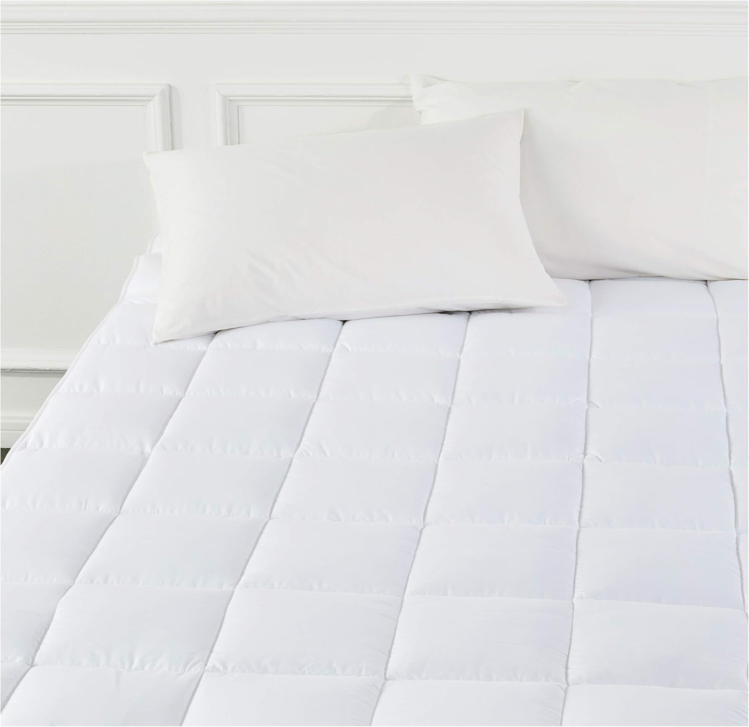 Sur-matelas doux avec rembourrage en microfibre polyester et élastiques, 160 x 200 x 30 cm, Blanc 160 x 200 cm