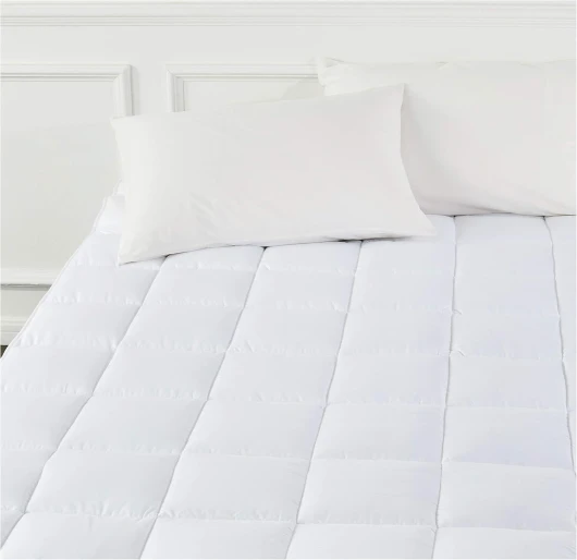 Sur-matelas doux avec rembourrage en microfibre polyester et élastiques, 160 x 200 x 30 cm, Blanc 160 x 200 cm