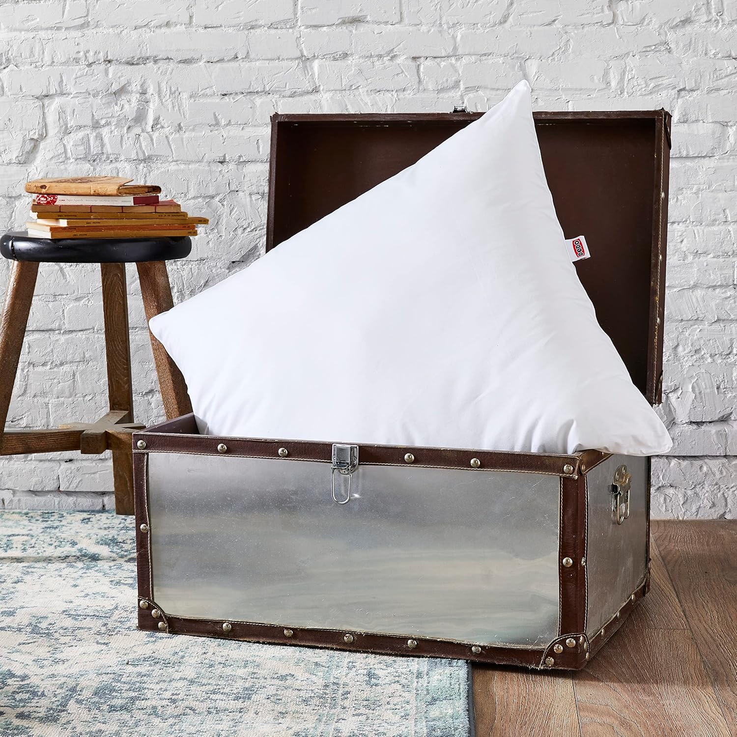 Lot de 2 Oreillers 60x60 - Confort Médium - Oreiller Synthétique TAÏGA - Toucher Ultra Doux et Respirante - Fabriqué en France - Lavable en Machine à 40°c 60/60