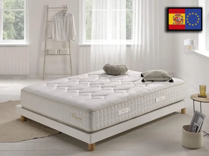 Simpur Relax Matelas 160x200 cm Magestic® - Double Technologie: Ressorts ensachés et Mousse HR Haute Densité - 30 cm d'Epaisseur - 11 Zones de Confort - Mi-Ferme et Moelleux - Multicouche différenciée 160 x 200 cm