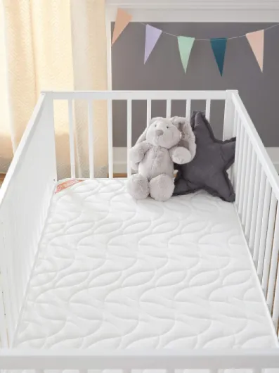 Mousse Matelas Bébé Climatisé - 60x120 cm - Réversible : 1 Face Été Fraîche et 1 Face Hiver Ouatinée - Anti-acarien - Épaisseur 14 cm - Oeko-Tex - Fabrication française, Blanc 60x120x14 cm