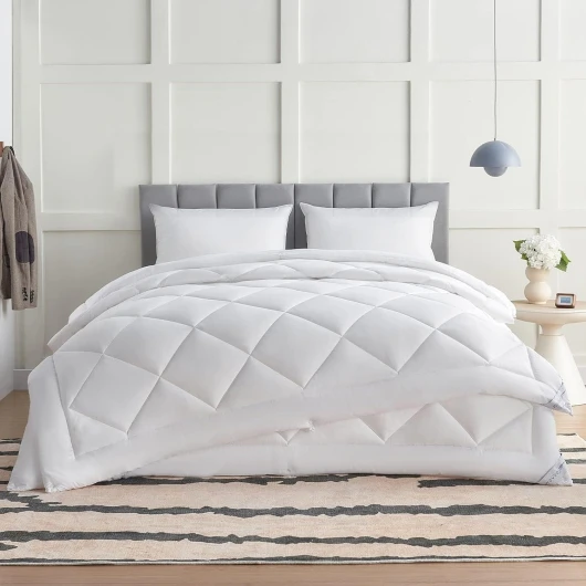 Couette 4 Saisons 220x240-3 en 1（150g/m²+ 300g/m²= 450g/m²）, Couette Été Légère + Couette Mi-Saison = Couette Tempérée Chaud Hiver avec Boutons Pression, Facile à Attacher 220x240 cm Blanc