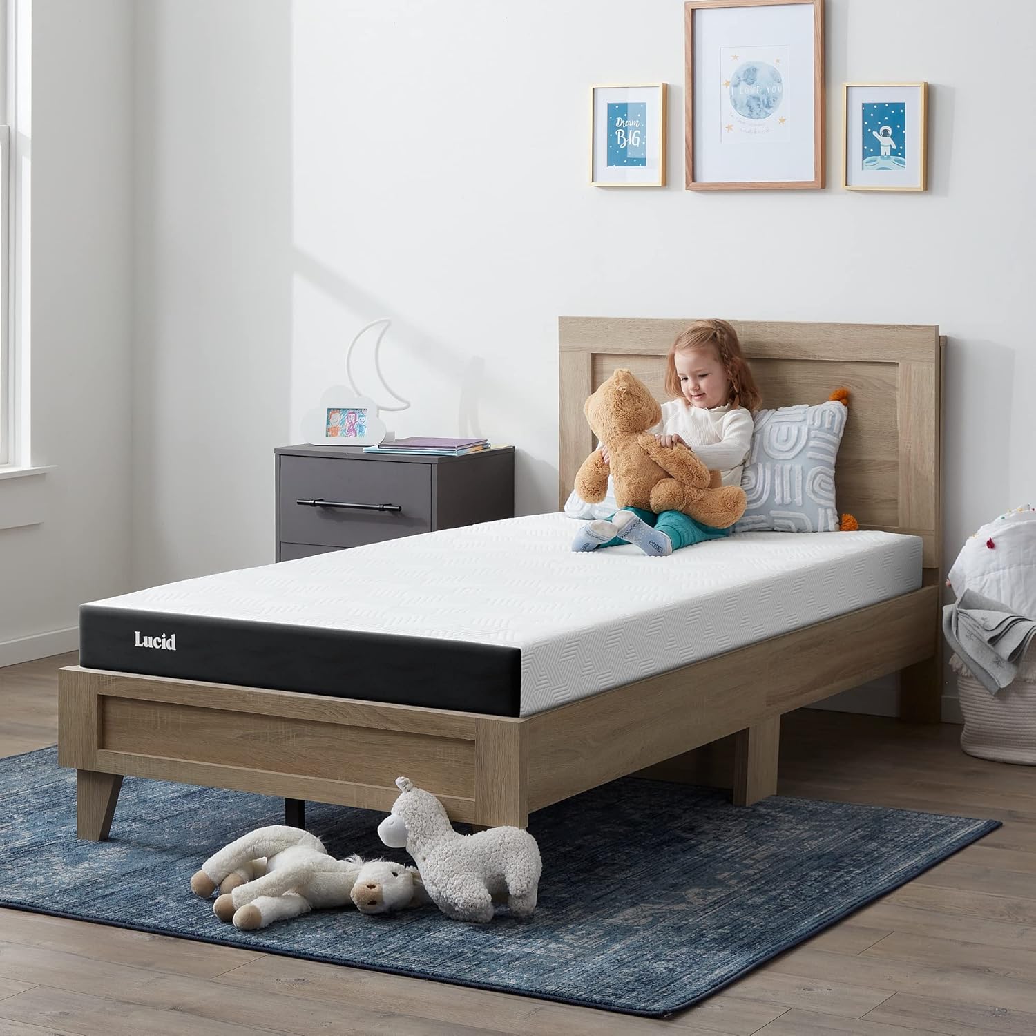 Matelas à mémoire de forme - avec gel rafraichissant & charbon de bambou durable - Oeko-Tex - 13 cm epaisseur, Ferme, 180x200 cm, 2 personnes 180 x 200 cm 13 cm