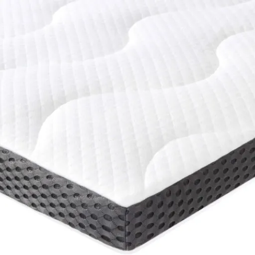 Test Amazon Basics Surmatelas de Mousse à Mémoire : confort sans prétention.
