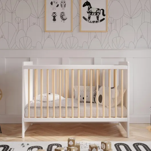 Love For Sleep Tokyo Lit Bébé Évolutif 120x60 cm en Bois de Pin Blanc – Transformable avec Barrière de Sécurité, pour Fille ou Garçon