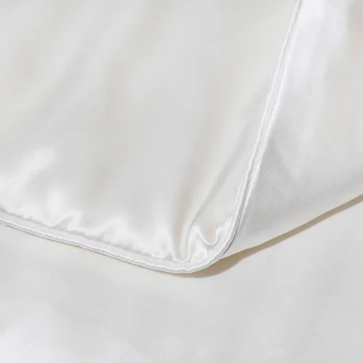 Jasmine Silk Couette toutes saisons (9 tog + 4,5 tog) 100 % soie de mûrier garnie de soie - Simple (140 x 200 cm)