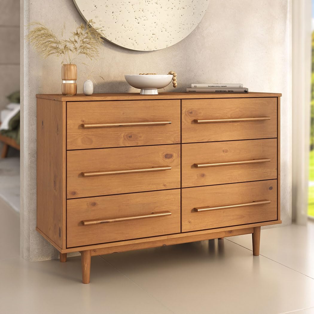 Commode TECCA L 111 cm avec 6 Tiroirs en Bois Massif Coloris Chêne, Meuble de Rangement pour Vêtements Design Scandinave Naturel, Tiroirs Spacieux, Poignées Noires Style Moderne Robuste